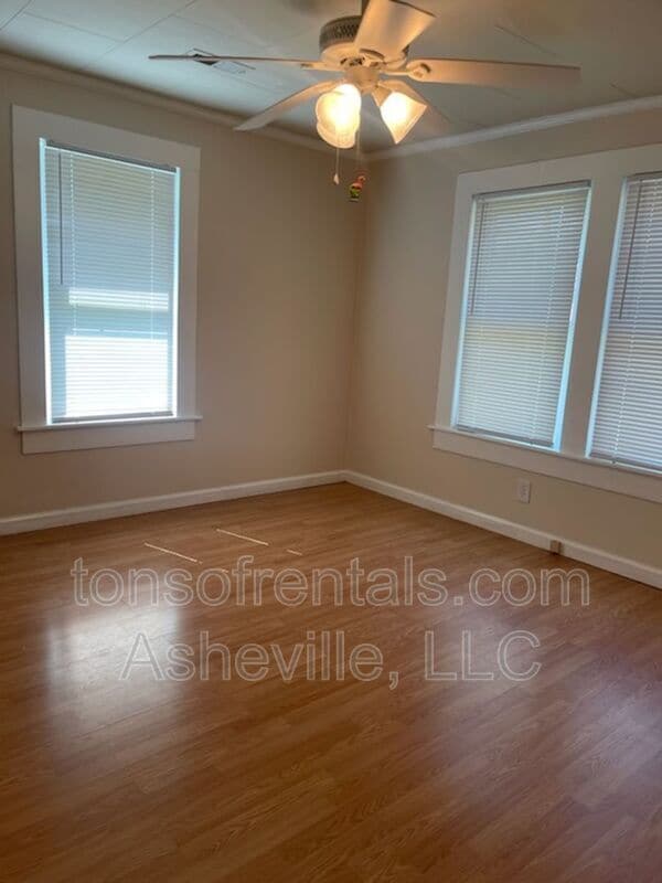 Building Photo - 360 N Jones Creek Rd