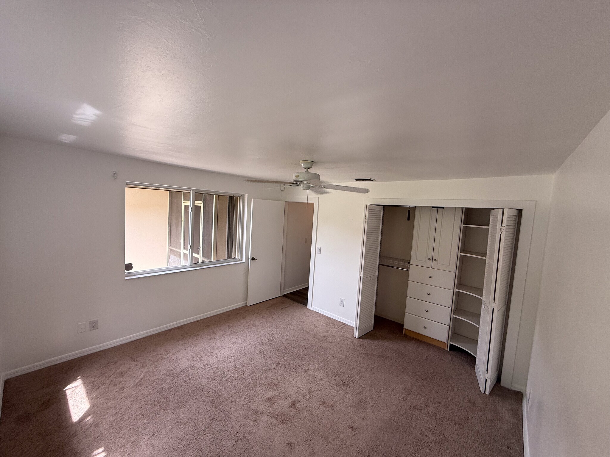 Building Photo - 5840 Crabwood Ct
