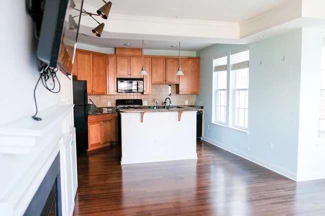 Building Photo - 1451 Belmont St NW