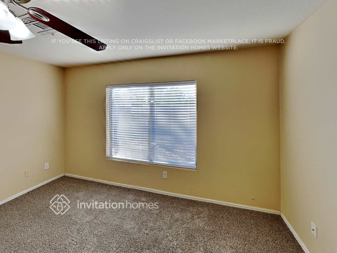 Building Photo - 13043 W Via Camille