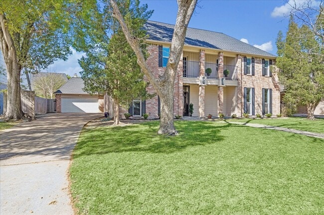 Building Photo - 1030 Crossroads Dr