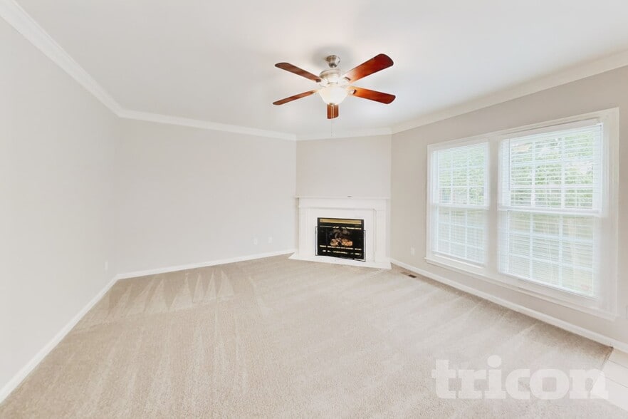 Building Photo - 1267 Buckingham Cir