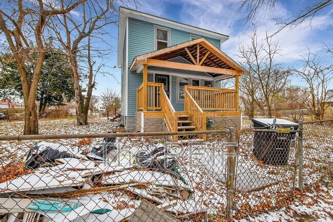 Primary Photo - 15906 Alden St