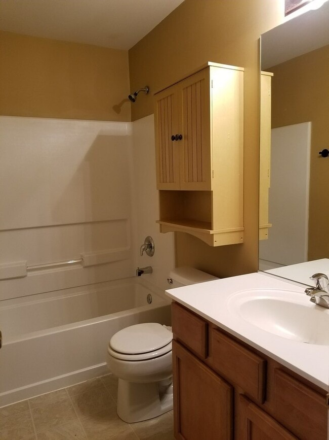 Building Photo - 2444 Emily Ln