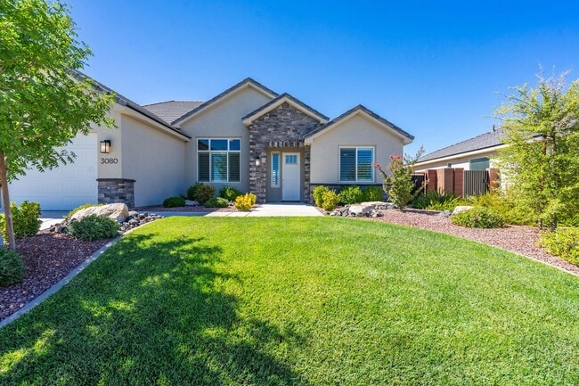 Primary Photo - Stunning 5 Bed, 3 Bath Home with a 3 Car Garage