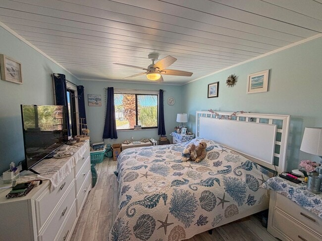 Building Photo - Beautifully Renovated, Fully Furnished Beach Condo just a short walk from the ocean.