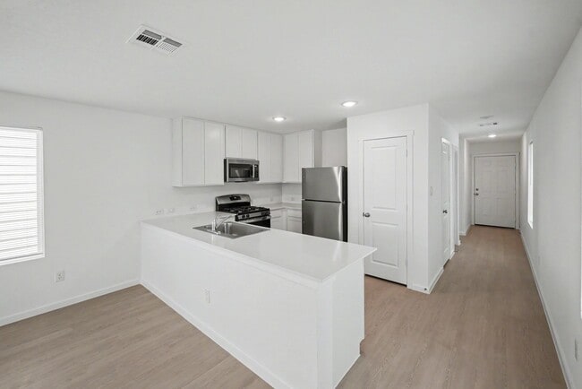 Building Photo - 4835 Daisy Blossom