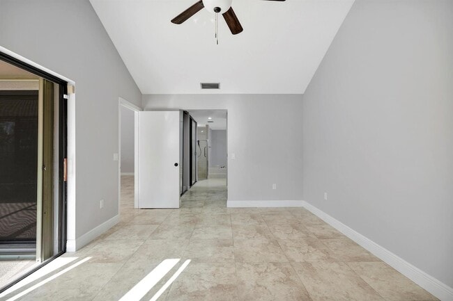 Building Photo - 143 Cape Pointe Cir