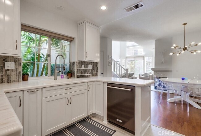 Building Photo - 54 Waxwing Ln