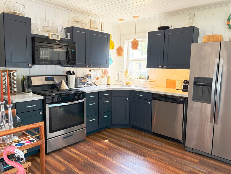 kitchen - 1614 Ballard Park Dr