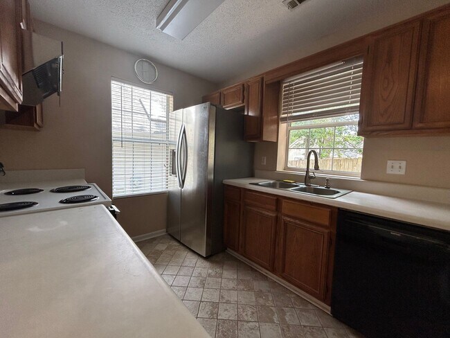 Building Photo - 413 Sherrels Ford