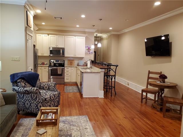 Building Photo - 216 Chartres St