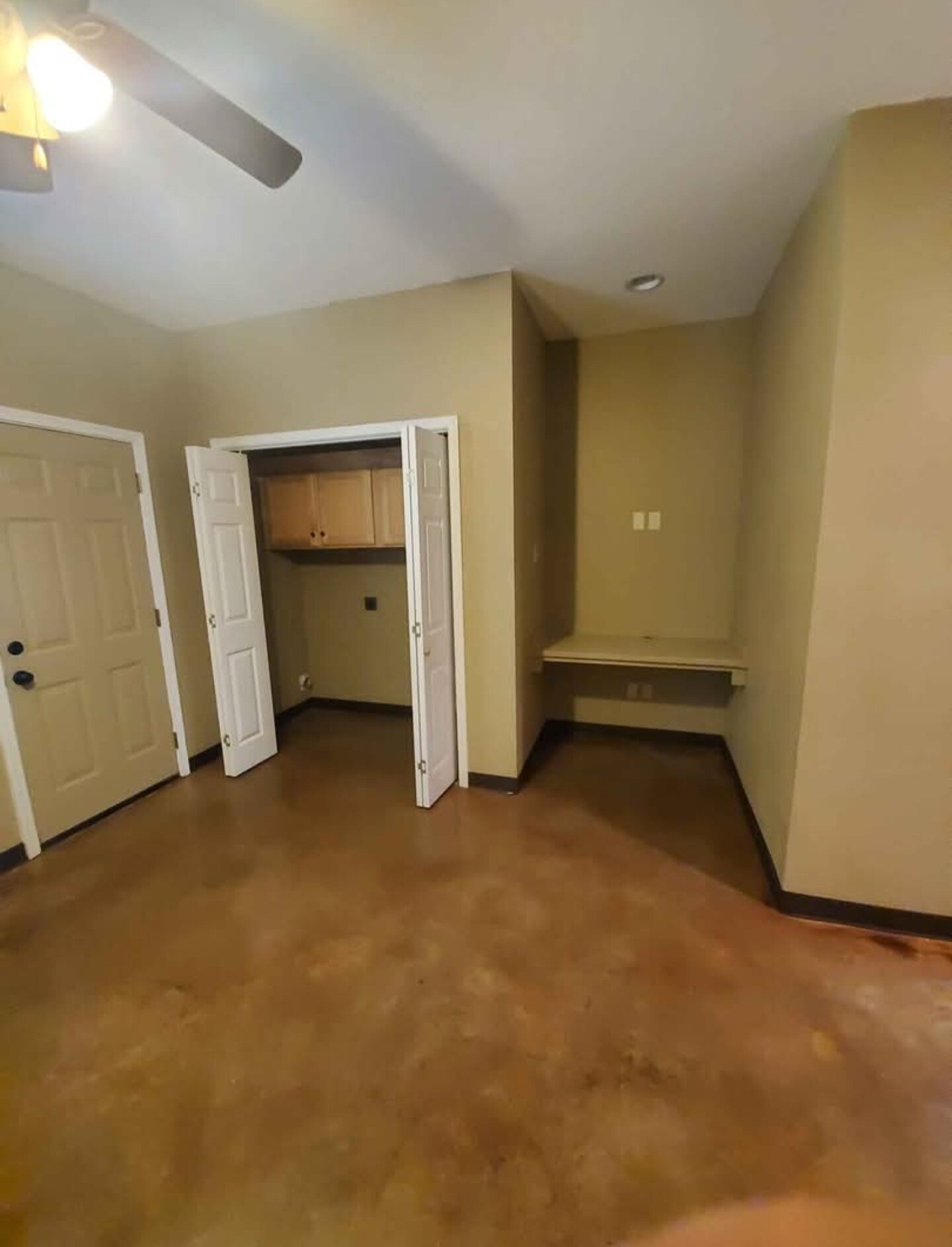 Building Photo - 1615 Aldersgate Rd