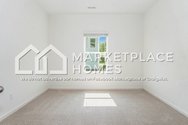 Building Photo - 2032 Gadwall Dr