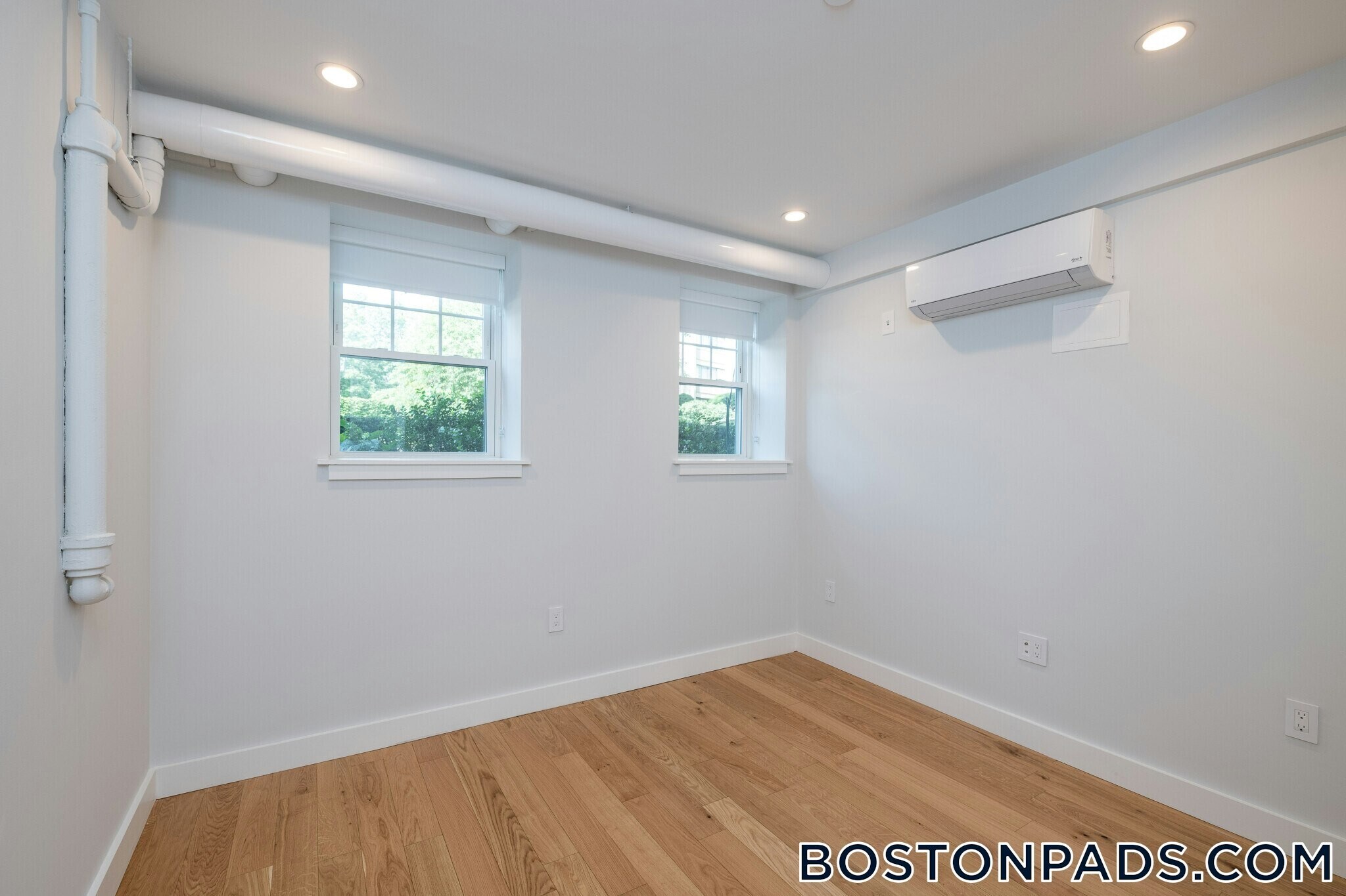 Building Photo - 288 Chestnut Hill Ave