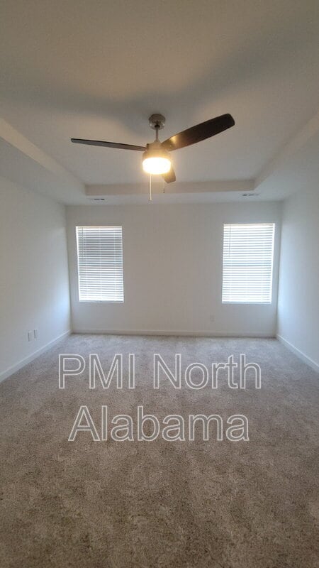 Building Photo - 7578 Discovery Pt Dr NW