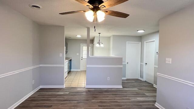 Building Photo - 155 Eastview Ave