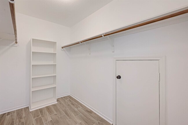 Building Photo - 5011 Redwing Brook Trail