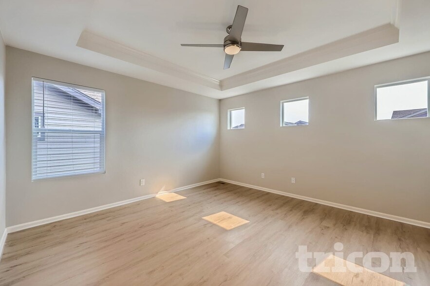 Building Photo - 4726 Helena St