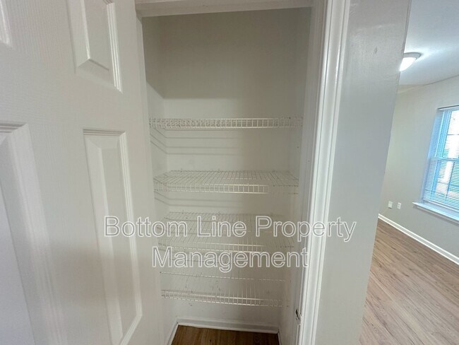 Building Photo - 1463 Hidden Stream Ct