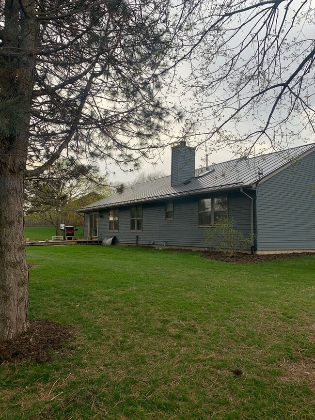 Building Photo - Single Family Home for Rent in Genesee