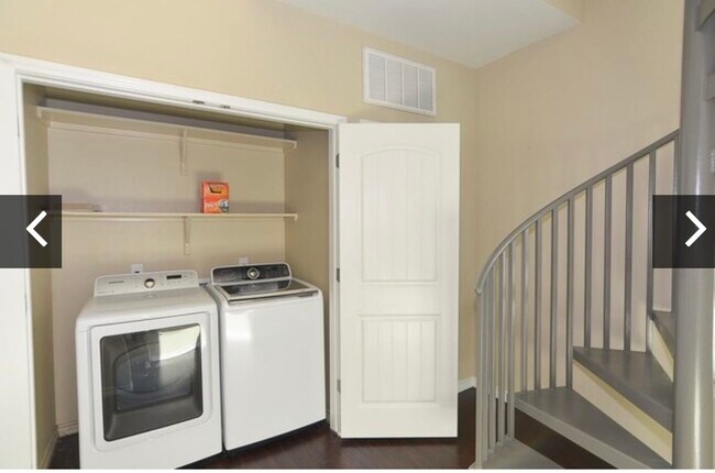 Washer/Dryer stairs to roof top - 2606 Wilson St