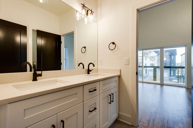 Building Photo - New Construction Modern Luxury in Nashville