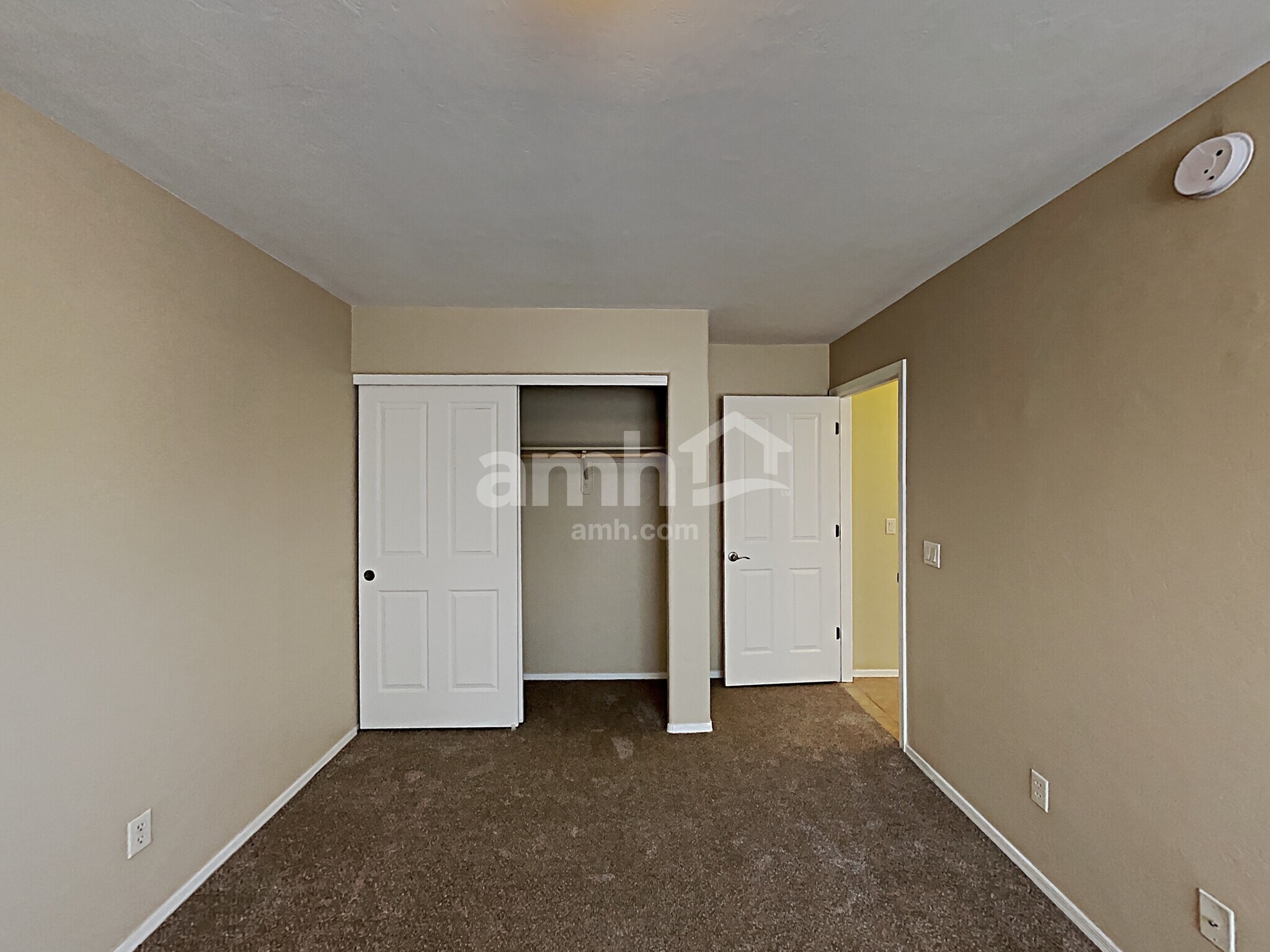 Building Photo - 10808 S Alley Mountain Dr