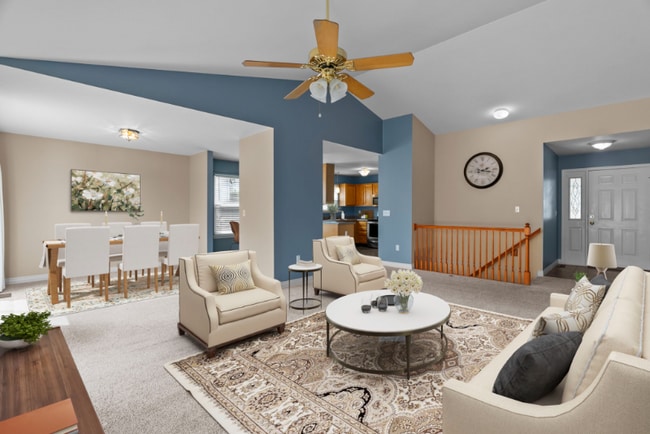 Building Photo - 665 Top Notch Ln