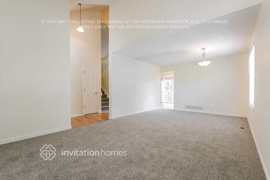 Building Photo - 12438 W 84th Dr