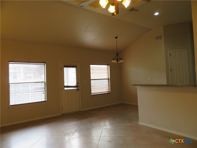 Building Photo - 247 Rosalie Dr
