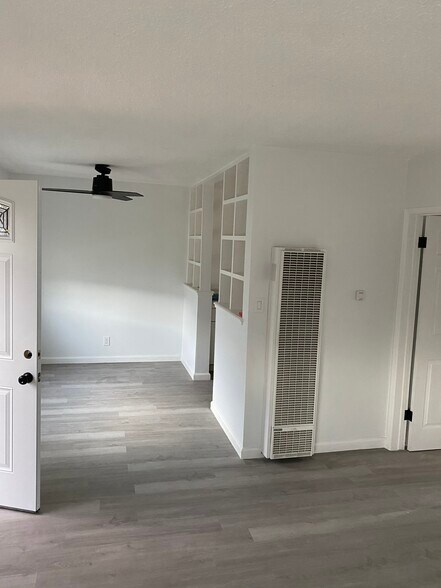 Building Photo - 2406 W Imperial Hwy