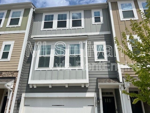 Primary Photo - 1105 Commack Dr