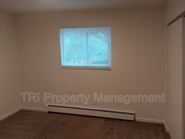 Building Photo - 514 22nd St