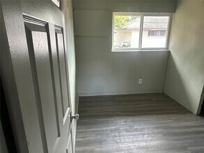 Building Photo - 5409 Suez St