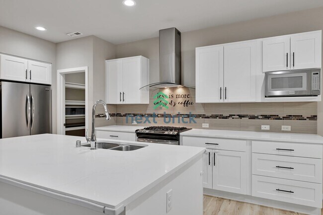 Building Photo - 3 BED & 2.5 BATH SINGLE FAMILY HOUSE FOR RENT