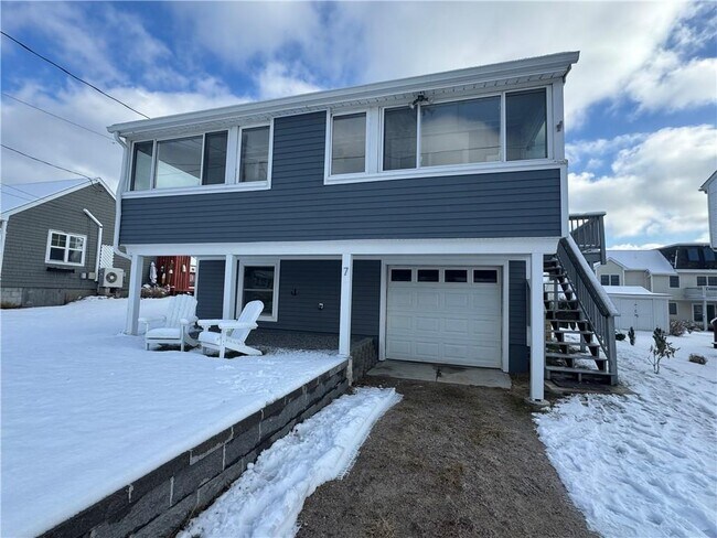 Building Photo - 7 White Cap Rd