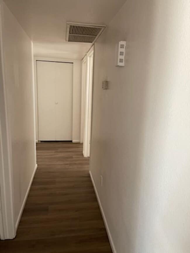 Building Photo - Mesa 4 bedroom rental