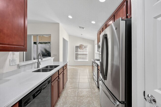 Building Photo - Home for rent