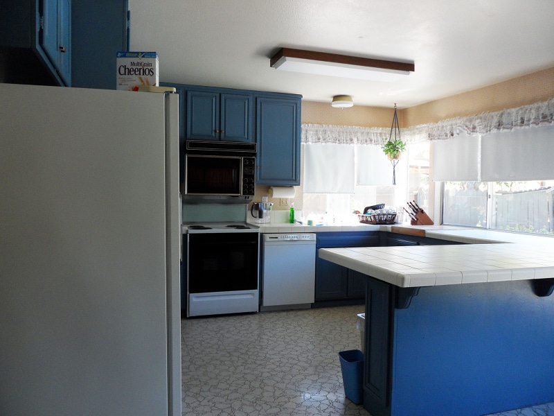 Building Photo - 8380 Hydra Ln