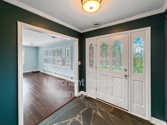 Building Photo - 809 Butler Springs Rd