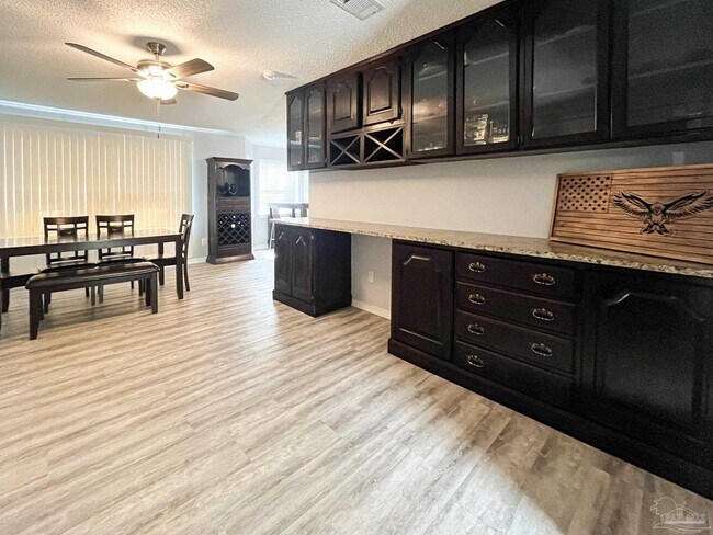 Building Photo - 6843 Lake Charlene Dr