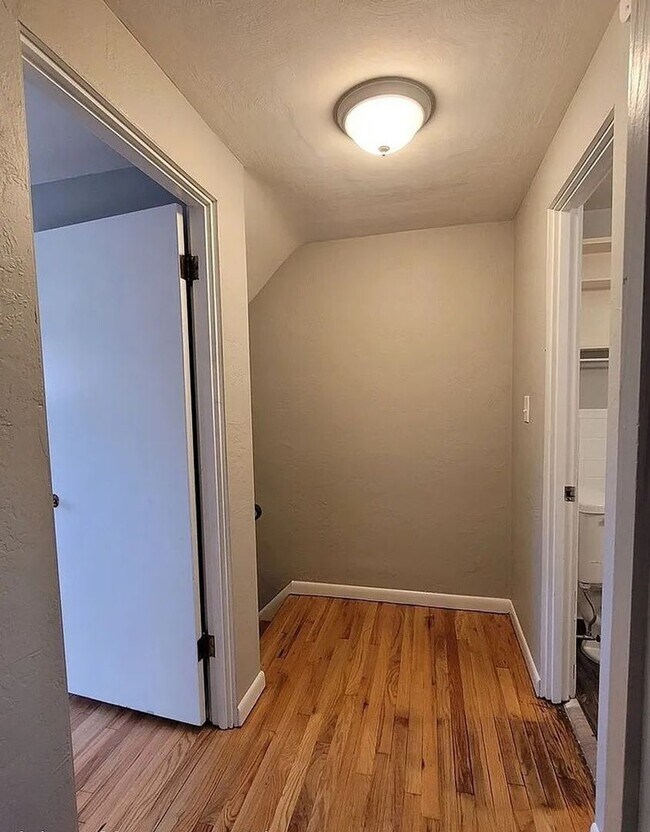 Building Photo - Well-Maintained 2BR Townhome w/ Garage, Storage & Transit Access – Beechview