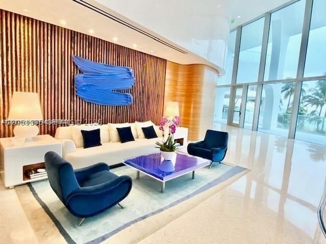 Building Photo - 16901 Collins Ave