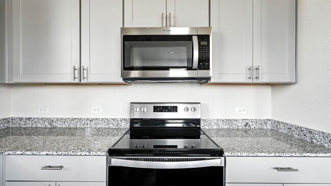 Building Photo - 158 Hazy Glade Dr