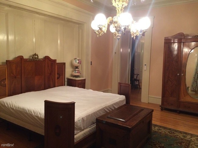 Building Photo - 7 br, 4 bath House - Chauncey's Place