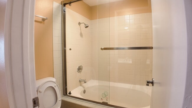 Building Photo - 655 Columbia St