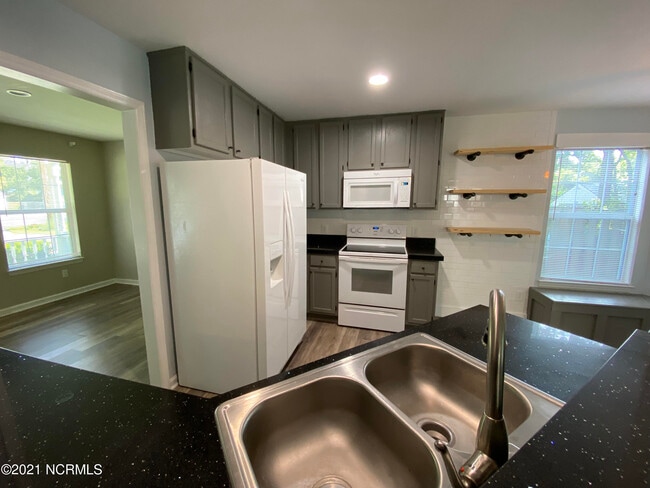 Building Photo - 5408 Ibis Ct