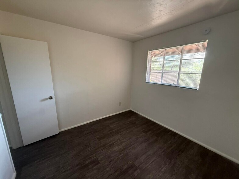 Building Photo - 3577 E 3rd St