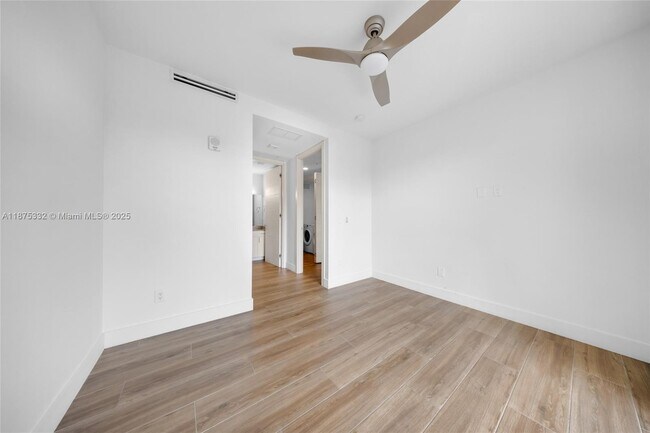 Building Photo - 3265 Bird Ave